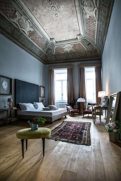 Bed and breakfast Soprarno 2*